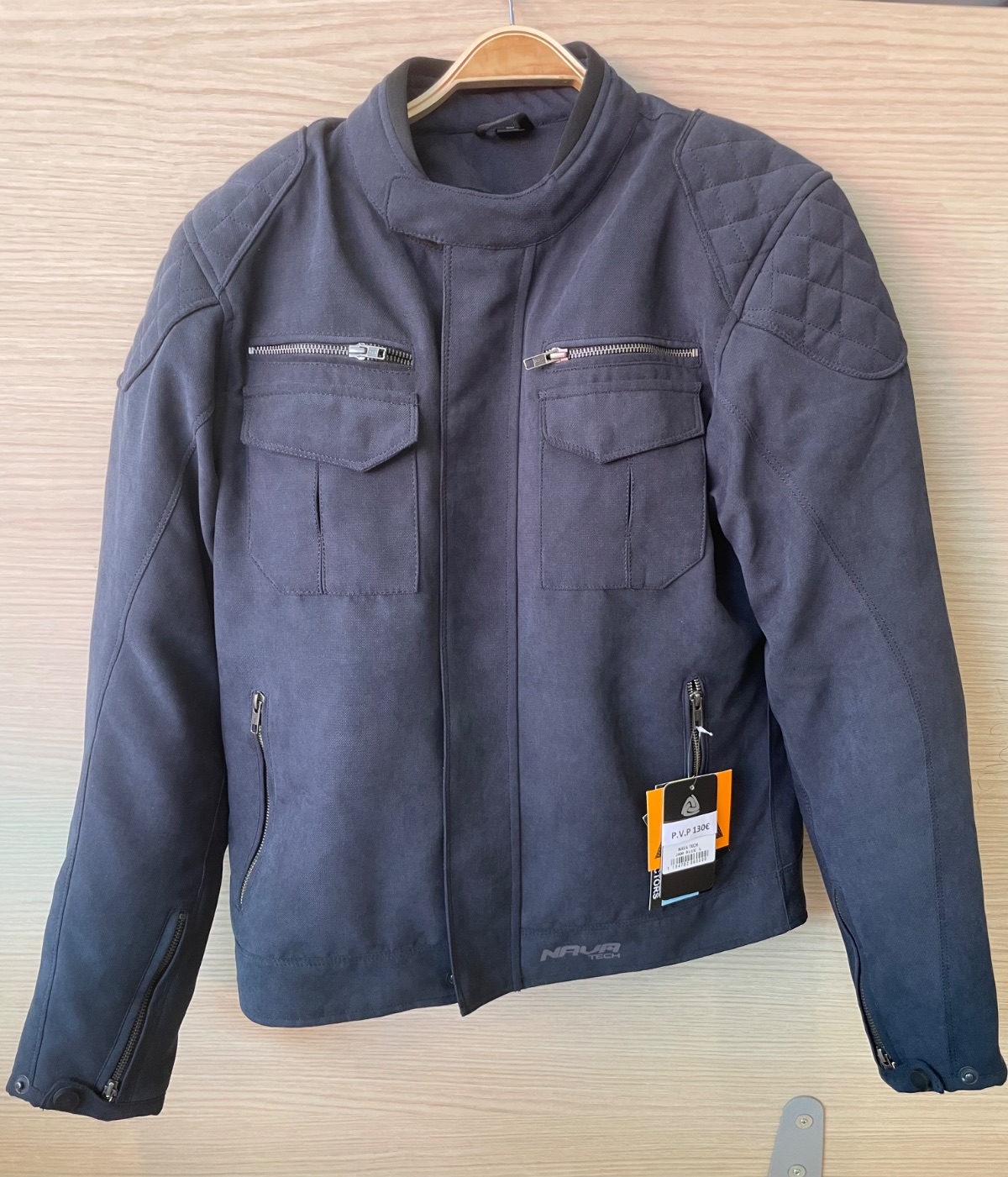 Nava-Tech Jam Blue: El estilo denim que no teme al asfalto
