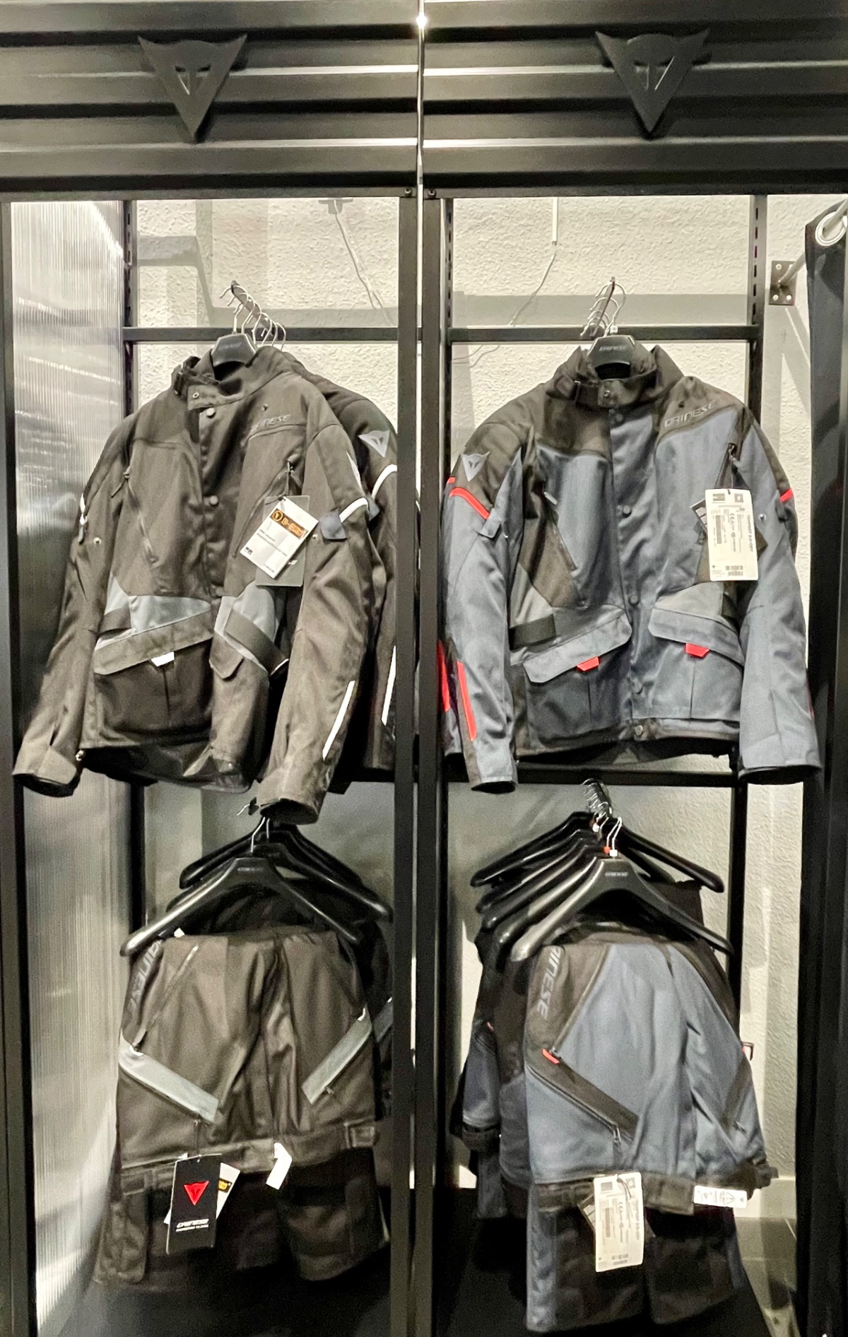 🛡️ El "Total Look" de Dainese: Conjuntos Touring de Alto Rendimiento