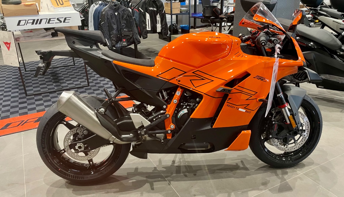 Nueva KTM 990 RC R - Imagen 4