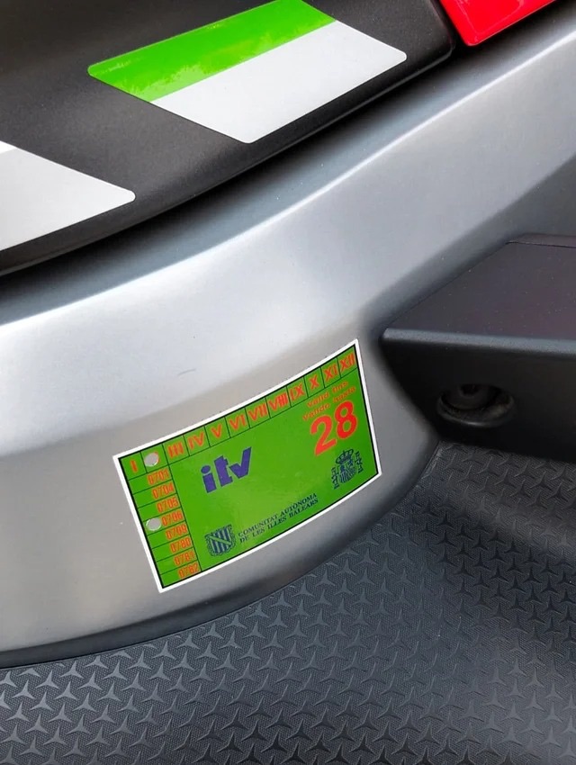 Aprilia RS 660 (2022) – Deportividad Pura y Electrónica de Superbike - Imagen 3