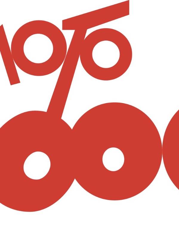 MOTO2000