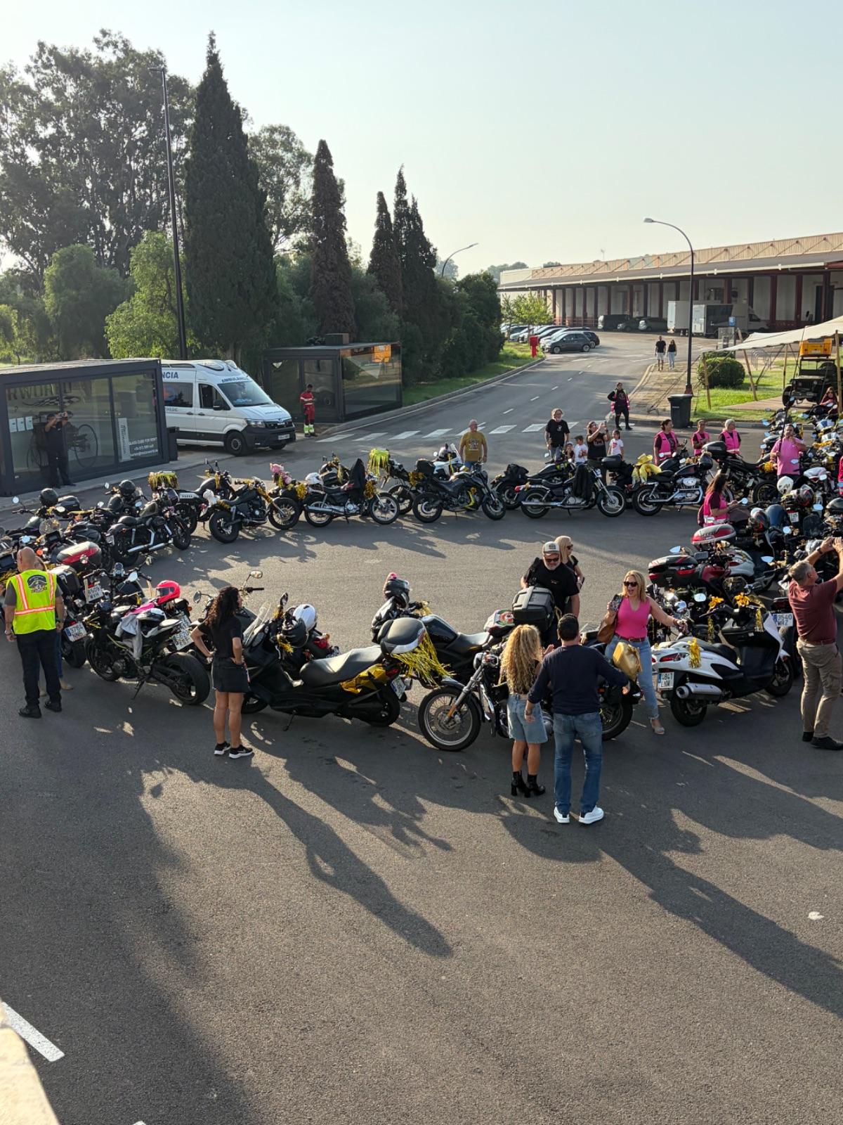 VIII Ruta Motera Chalecos Rosas