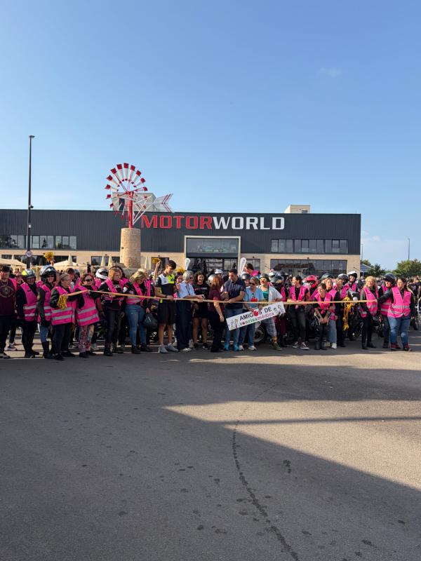 Foto de la rodada VIII Ruta Motera Chalecos Rosas