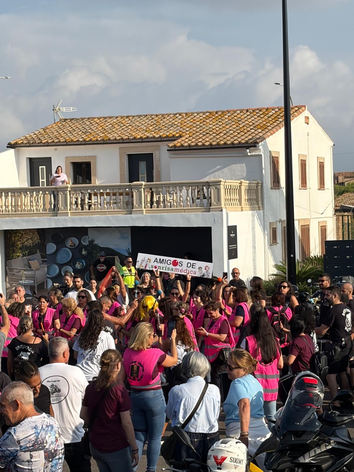 VIII Ruta Motera Chalecos Rosas