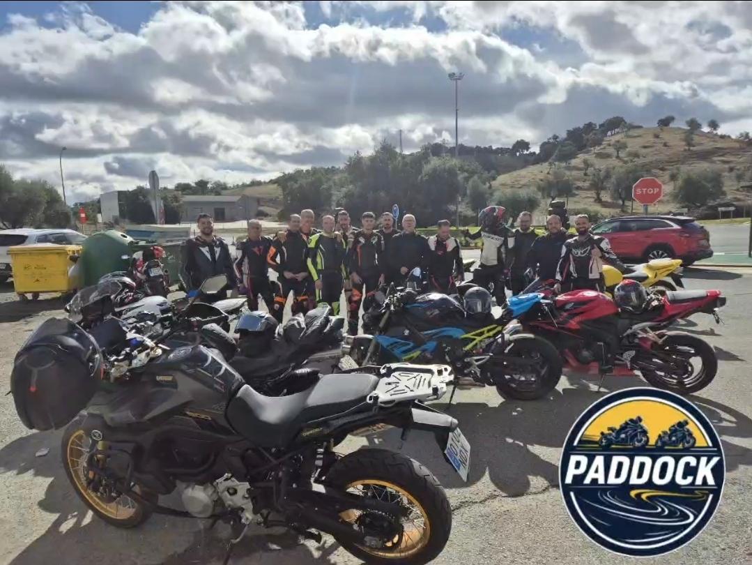 Foto motera de la comunidad
